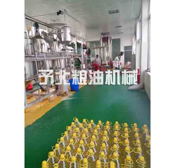 Small oil squeeze refinement production line(图1)